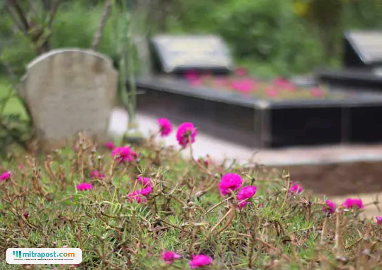 Tak Terima Jagoan Diejek karena Kalah Pilkades, Warga Bekasi Minta Makam Dipindah