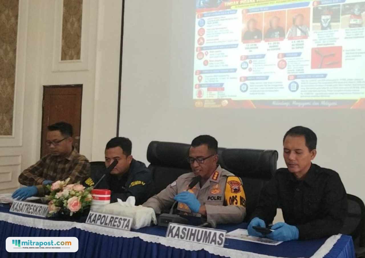Foto : Konferensi Pers di Polresta Pati. (Sumber. Mitrapost.com/ Ilham)