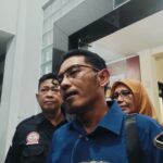 Foto : Kuasa Hukum Korban, Zuhad Anis Fuad ditemui di Polresta Pati, Senin (26/10/2026) malam. (Sumber. Mitrapost.com/ Ilham)