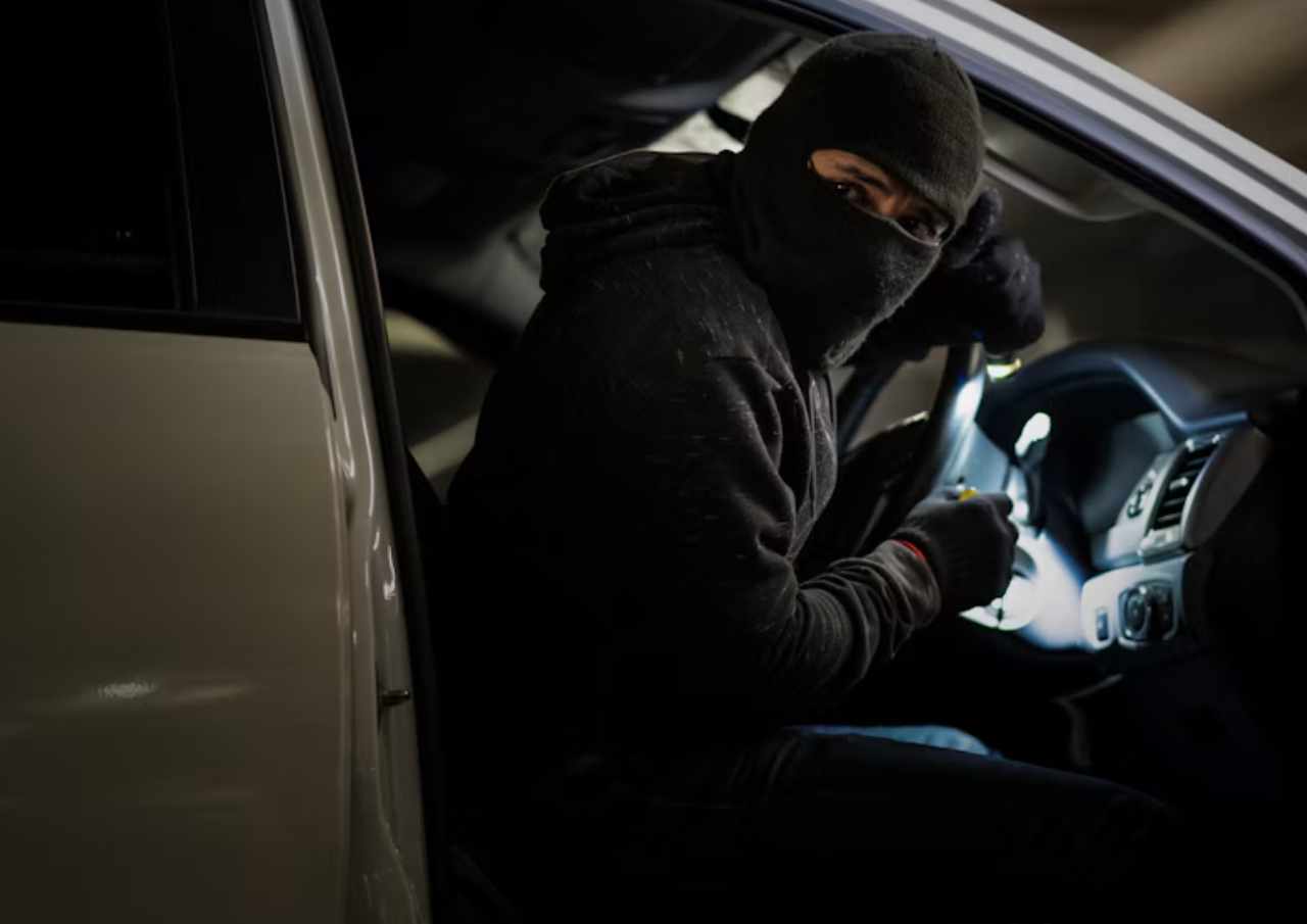 Kasus Perampokan di Toko Emas Jember, 2 Korban Ibu-anak Dibacok Hingga Kritis