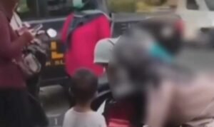 Ibu Meninggal di Atas Motor Saat Hendak Berobat/tangkap layar Ibu Meninggal di Atas Motor Saat Hendak Berobat/tangkap layar