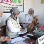 Foto : Pemberian vaksin terhadap hewan kucing di UPTD Puskeswan Pati, belum lama ini. (Dok. Dispertan Pati Bidang Peternakan) Foto : Pemberian vaksin terhadap hewan kucing di UPTD Puskeswan Pati, belum lama ini. (Dok. Dispertan Pati Bidang Peternakan)